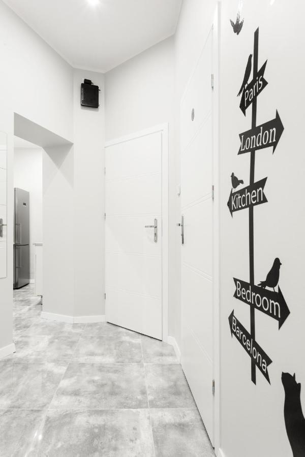 Przytulna Kawalerka 10Min Pieszo Od Dworca/Galerii Apartment Katowice Bagian luar foto